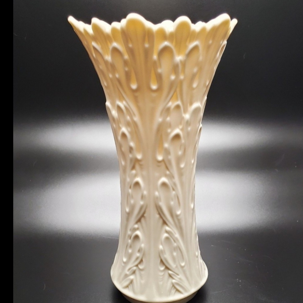 Vintage Lenox Woodland Collection Vase Porcelain for the Refined Home Nouveaux